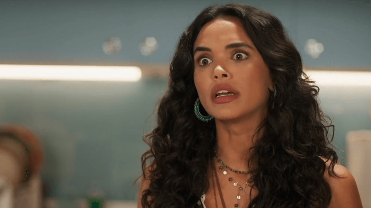 Giovana Cordeiro em cena da novela Fuzuê