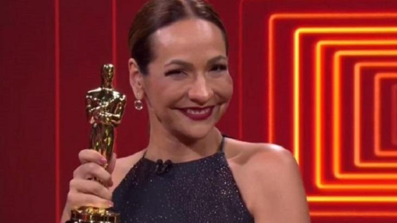 Foto de Maria Beltrão, apresentadora do Oscar na Globo