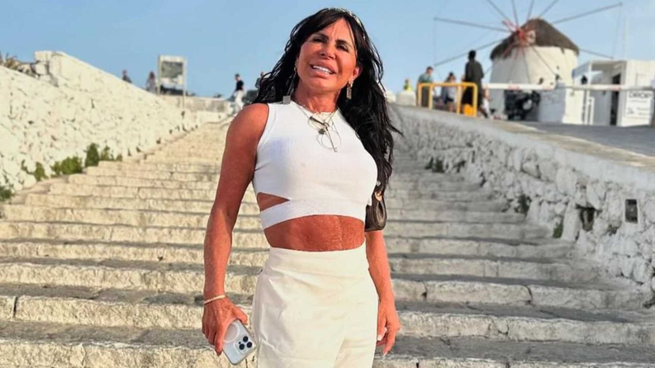 Foto de Gretchen com look branco