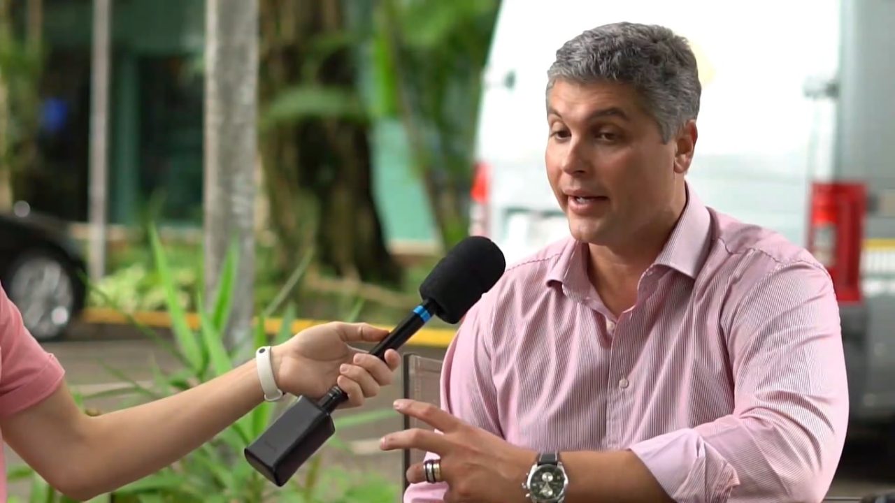 Joel Datena concedeu uma entrevista reveladora ao repórter Deivisson Santos (foto: Reprodução/TV Pop)