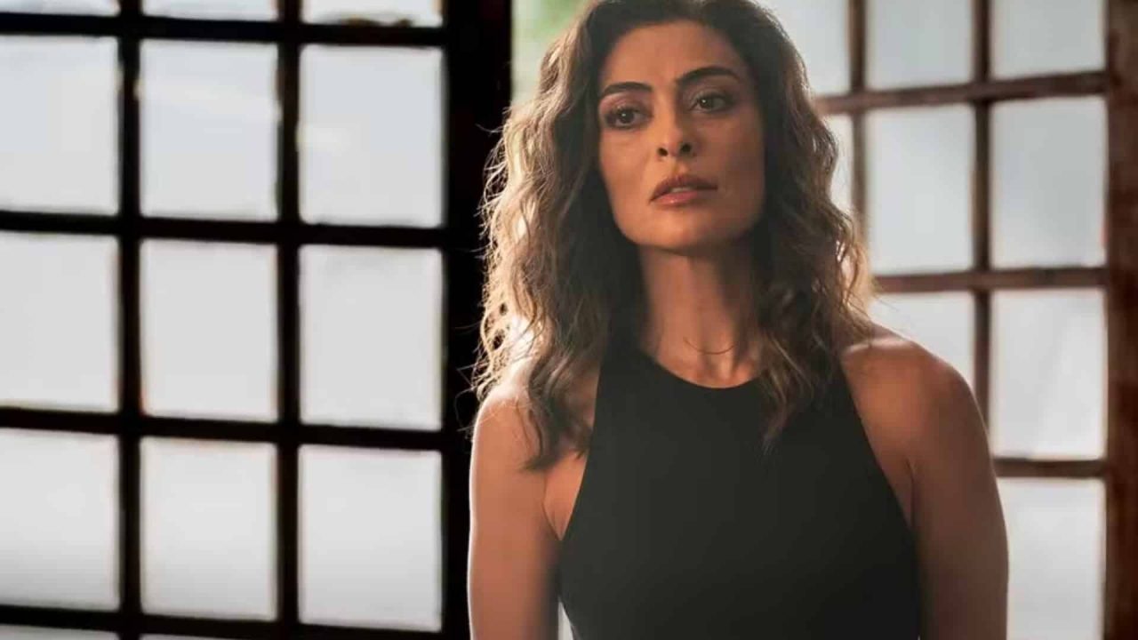 Foto de Juliana Paes em cena de Vidas Bandidas