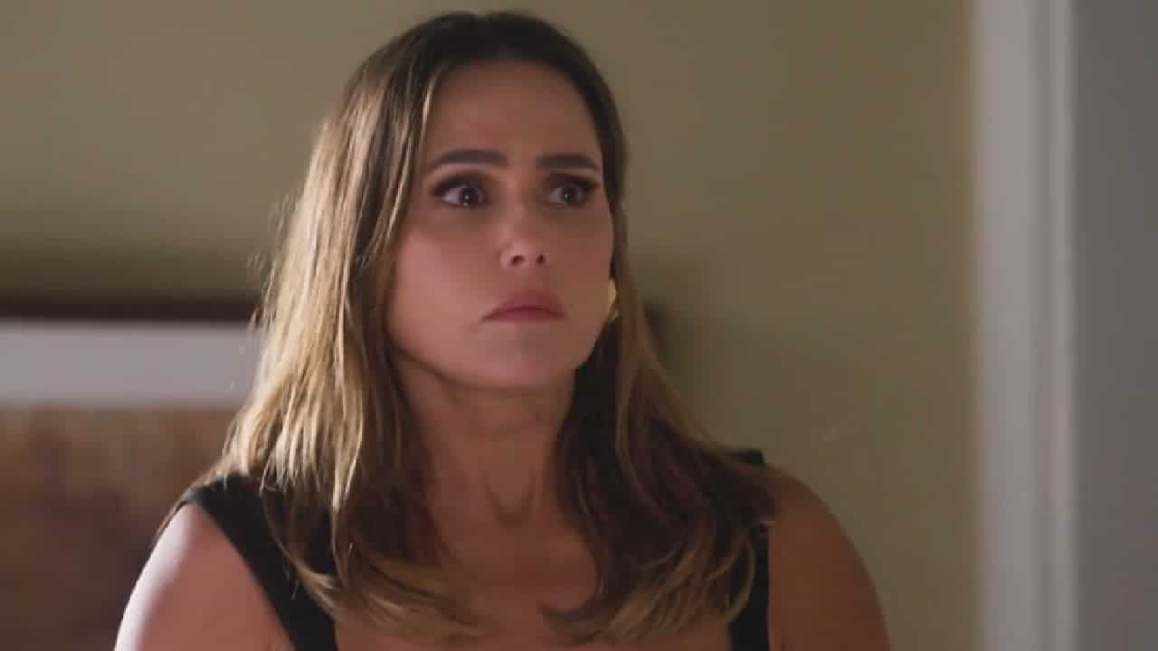 Foto de Deborah Secco como Lara em Elas por Elas