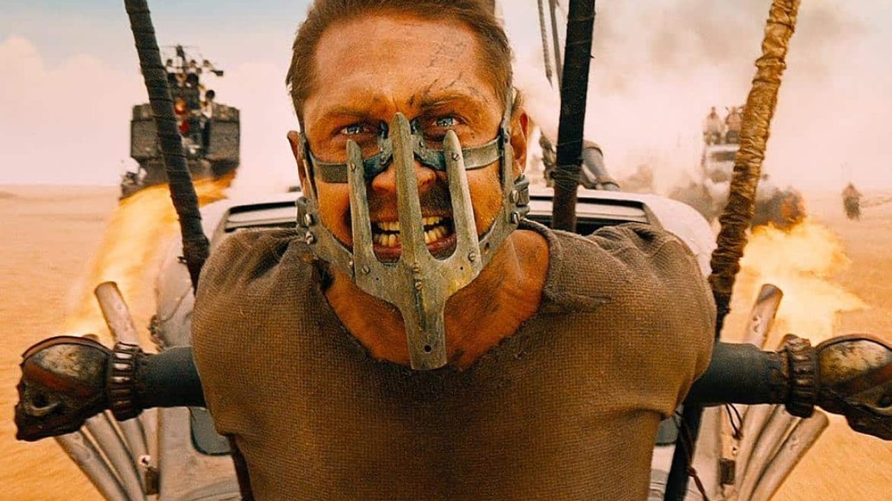 Cena do filme Mad Max: Estrada da Fúria que vai passar no Domingo Maior deste domingo