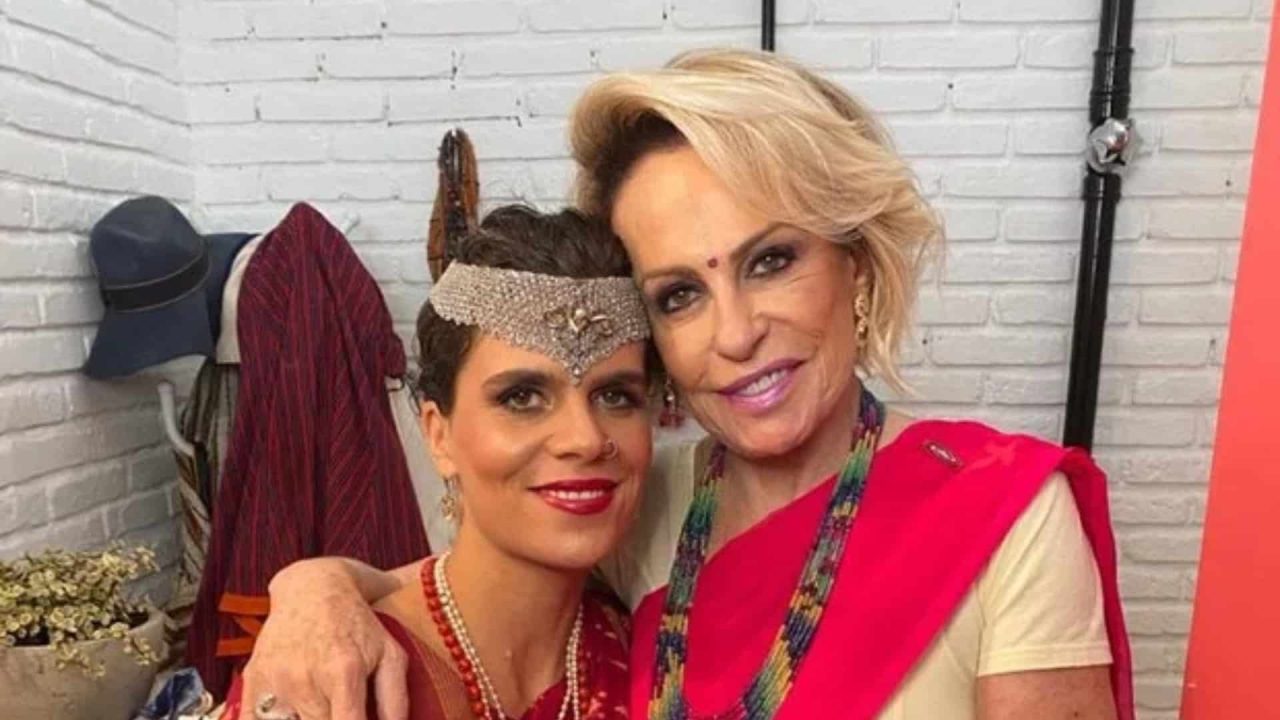 Foto de Mariana Maffeis e a mãe, Ana Maria Braga