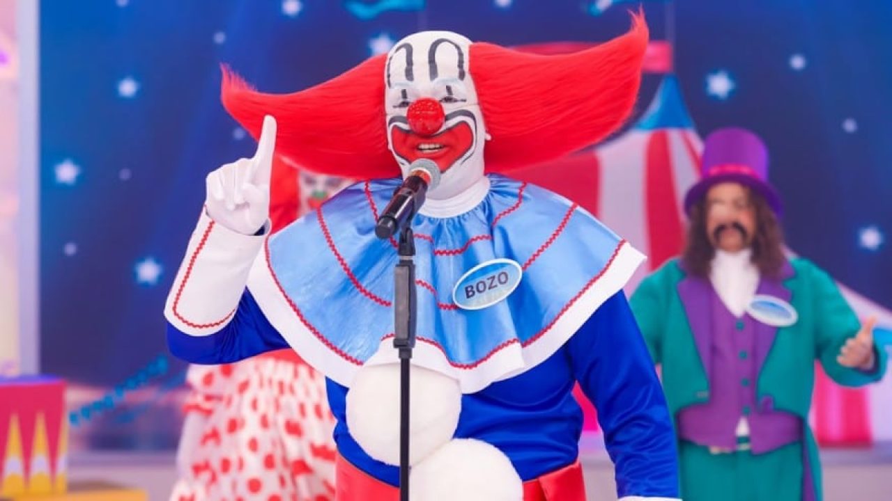 Claudio Siqueira caracterizado como Bozo