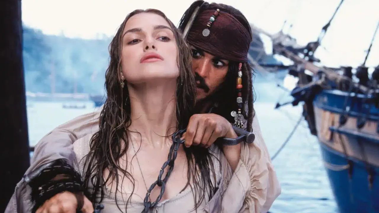 Foto do filme Piratas do Caribe - A Maldição Do Pérola Negra que vai passar na Sessão de Sábado