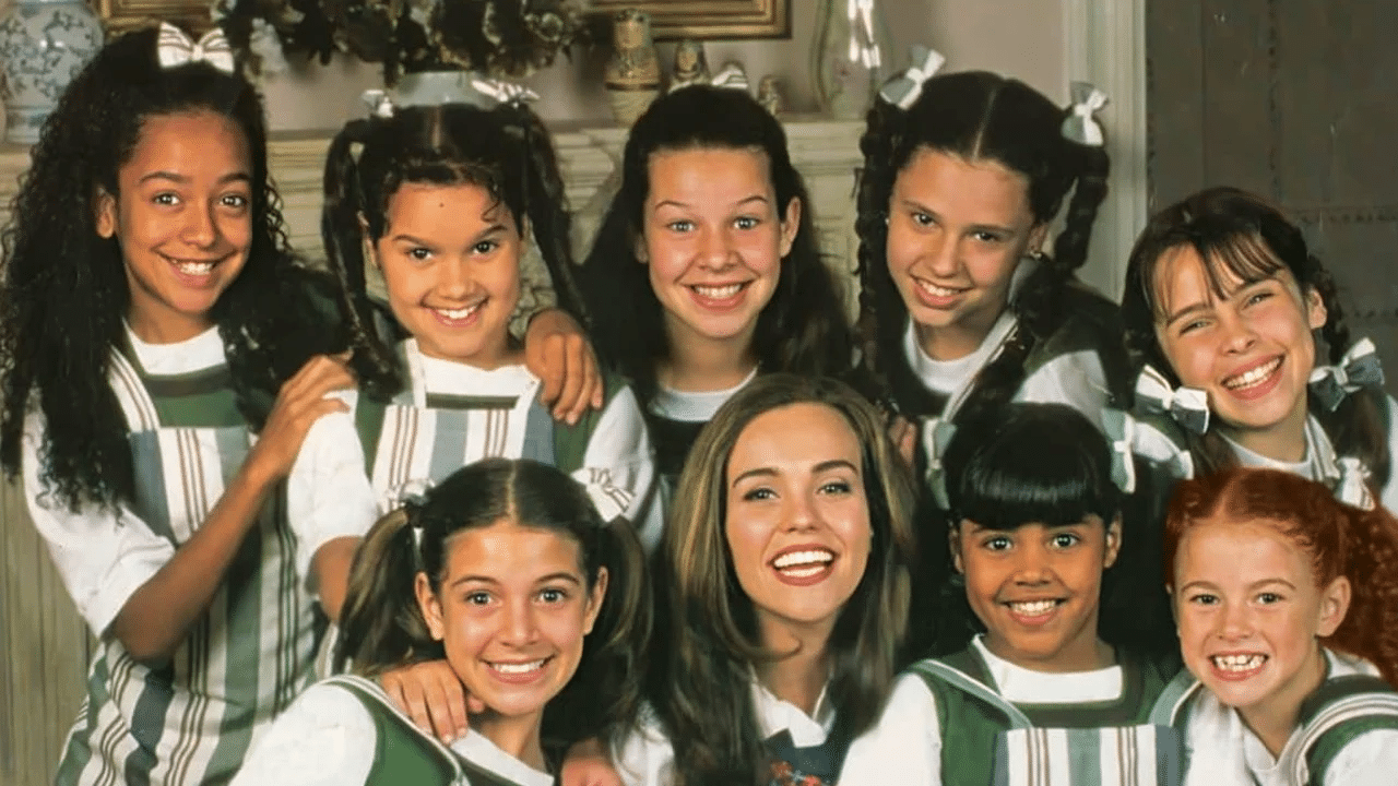 Imagem com o elenco da primeira versão de Chiquititas