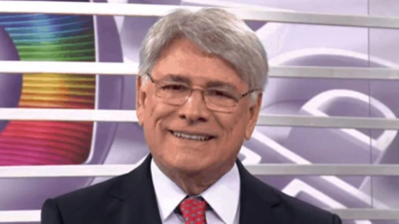 Foto de Sérgio Chapelin à frente do Globo Repórter