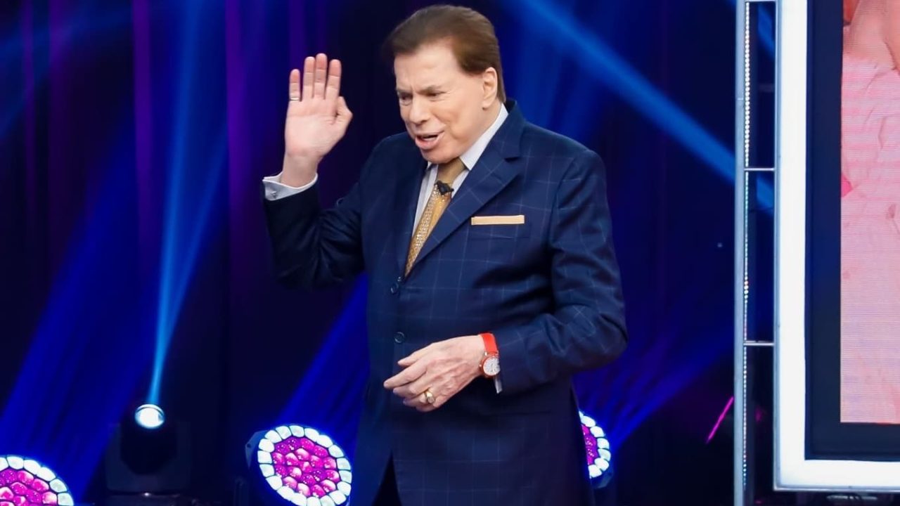 Silvio Santos no estúdio do Roda a Roda Jequiti