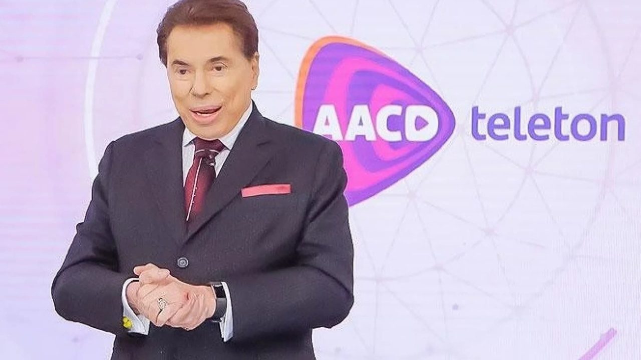 O apresentador Silvio Santos no estúdio do Teleton