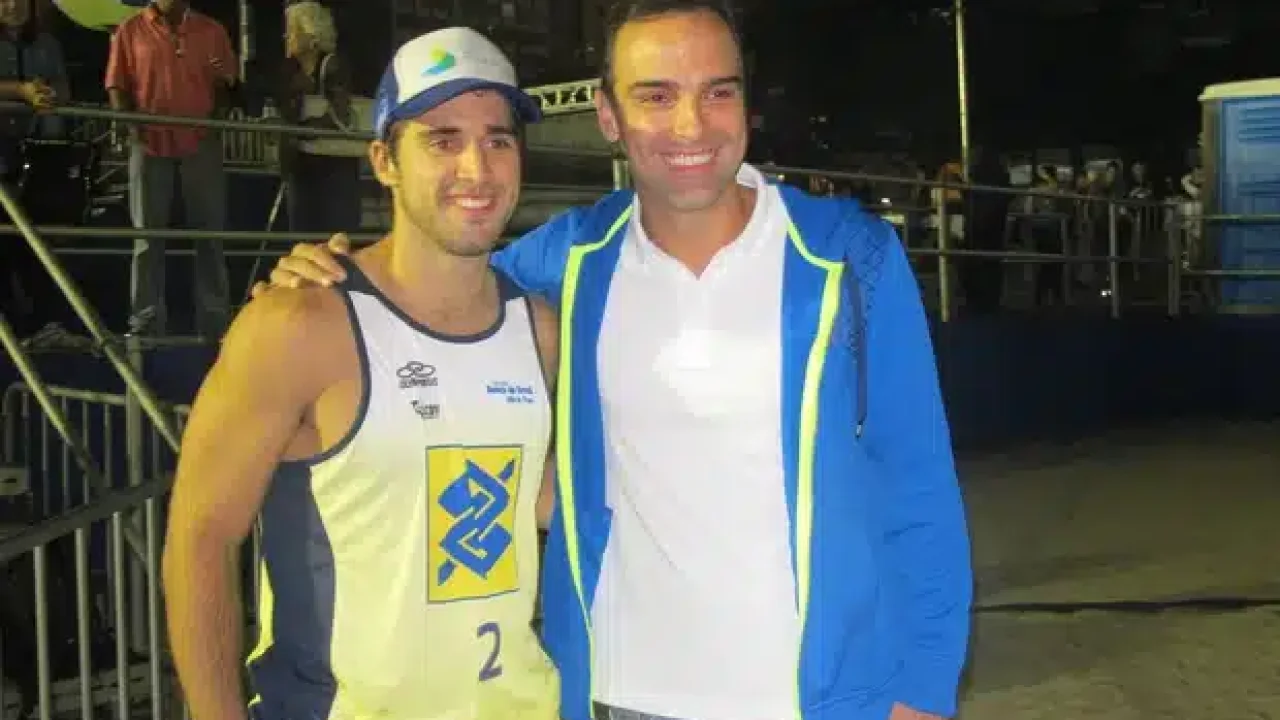 Foto de Tadeu Schmidt e Bruno Schmidt