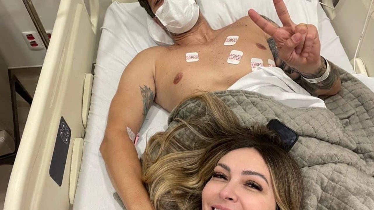 Foto de Thalita Oliveira, apresentadora da Record, e marido