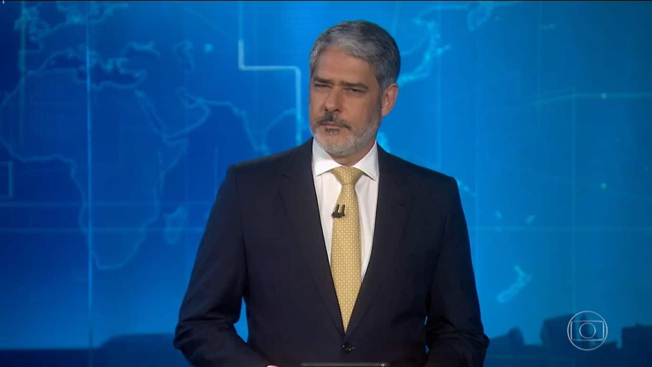 William Bonner tirou licença do Jornal Nacional para poder descansar (foto: Reprodução/TV Globo)