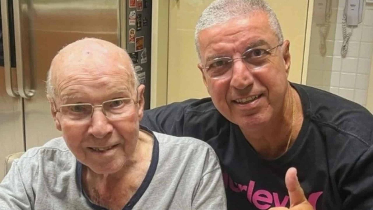 Foto de Zagallo ao lado do caçula, Mário César